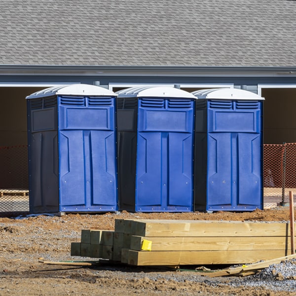 what is the maximum capacity for a single portable toilet in Fort Kent Mills